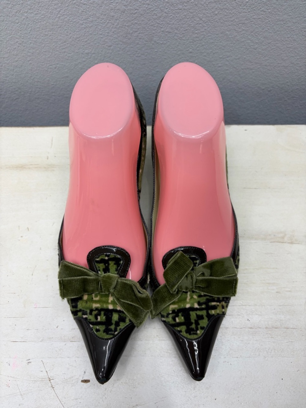 Moschino Y2K Green Pointed Heels Size 8 - Picture 4 of 7
